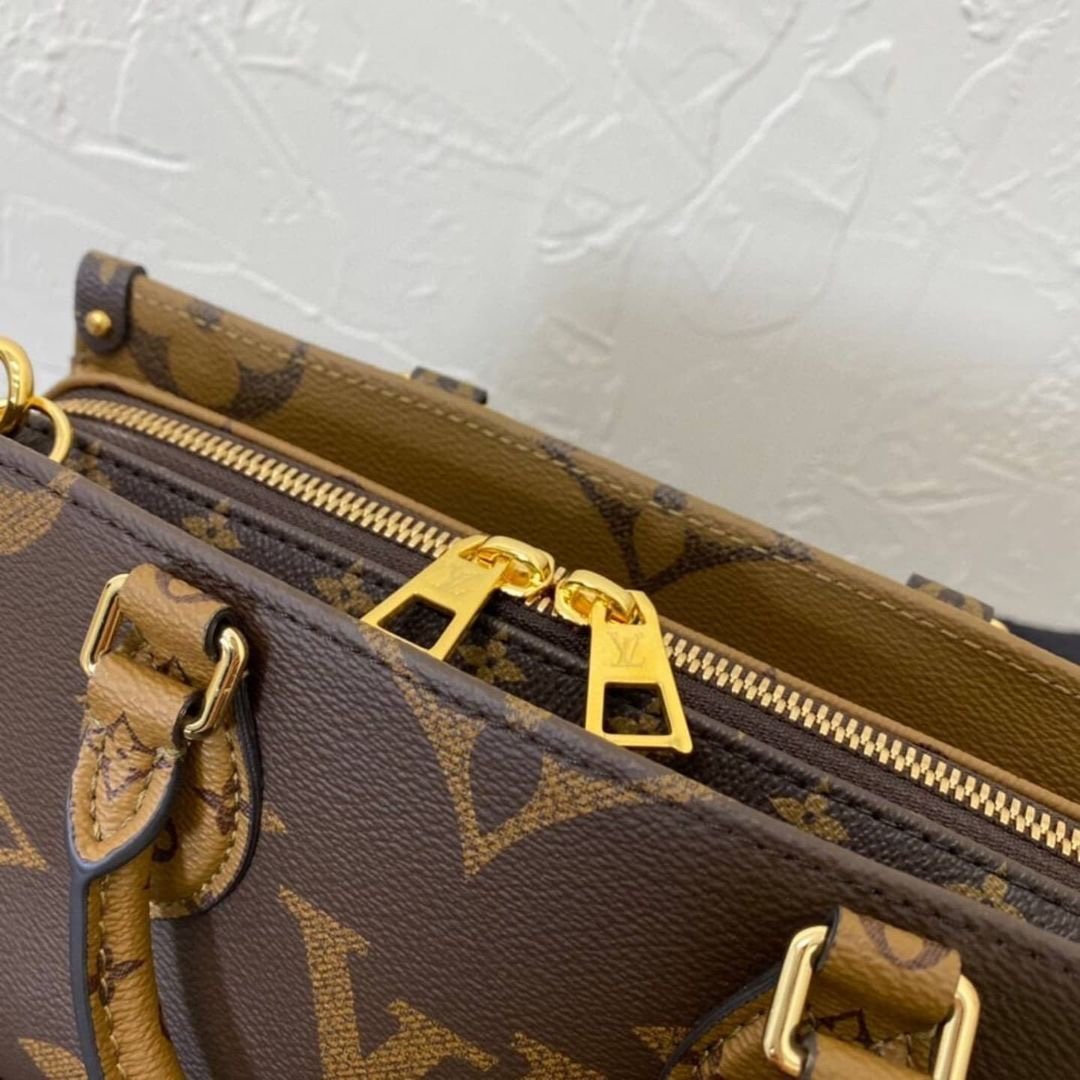 Louis Vuitton OnTheGo East West Pouch - Image 7