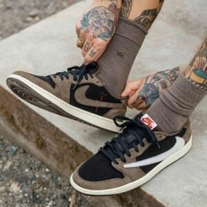 Branded Retro 1 Travis Scott Low Sneakers