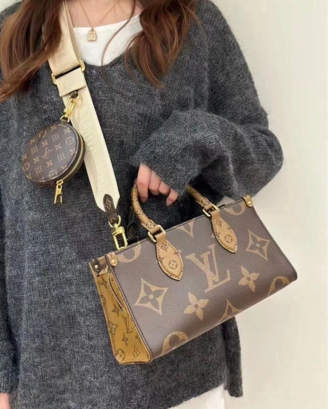 Louis Vuitton OnTheGo East West Pouch