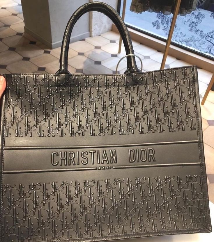 CHRISTIAN DIOR TOTE BAG WITH BOX EDDITION - Image 5