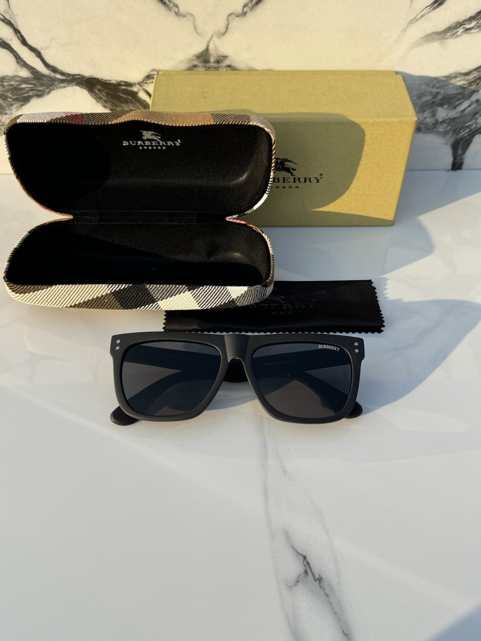 Branded BURBERY Full Black Sunglasses
