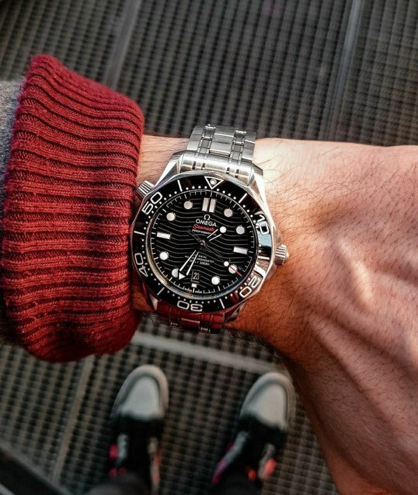 OMEGA SEAMASTER DIVER 300M AUTOMATIC - Image 2