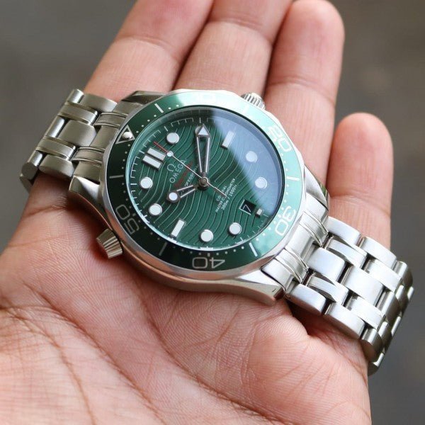 OMEGA SEAMASTER DIVER 300M AUTOMATIC - Image 3