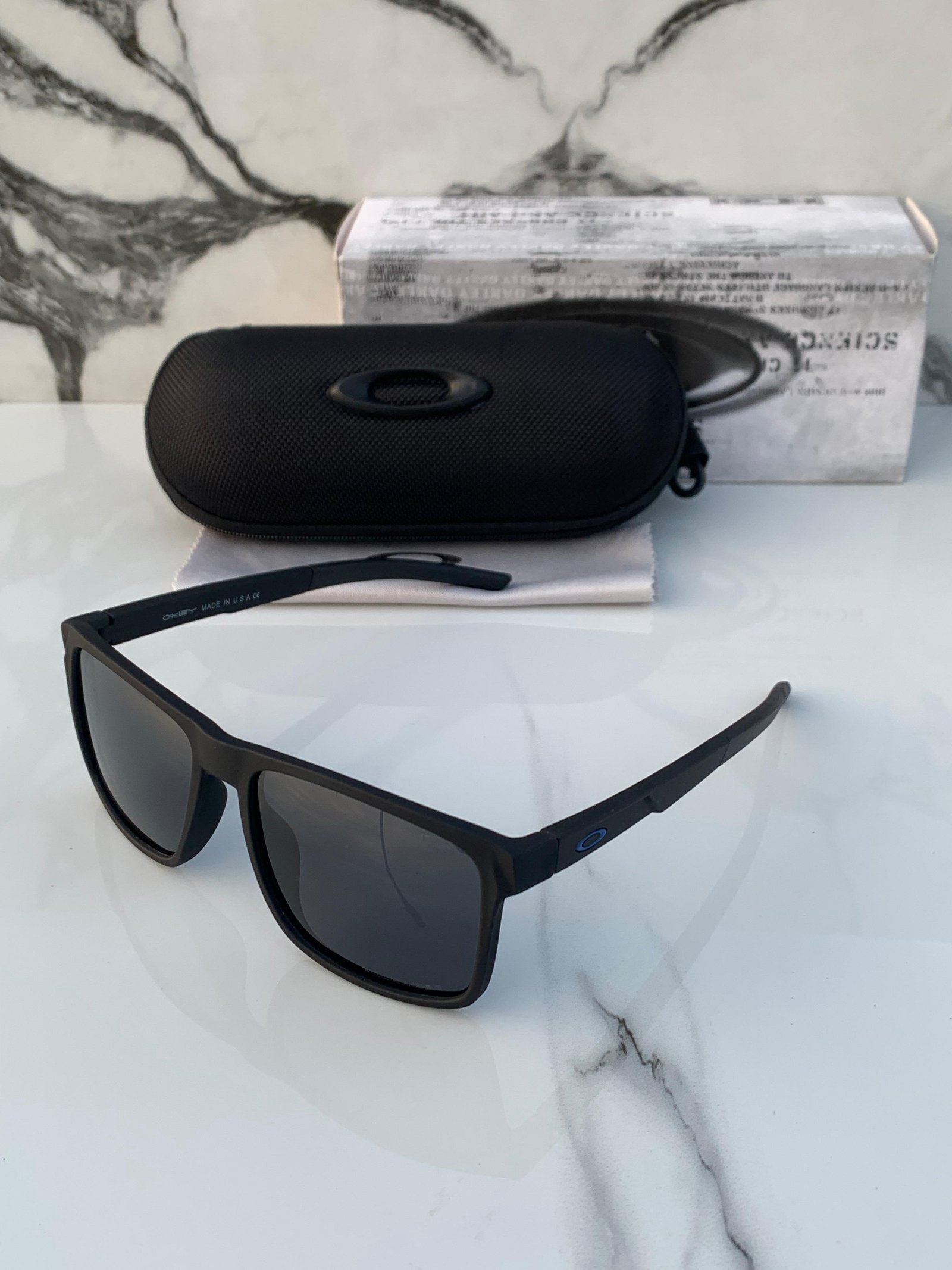 Branded Okly 83109 black Sunglasses - Image 2